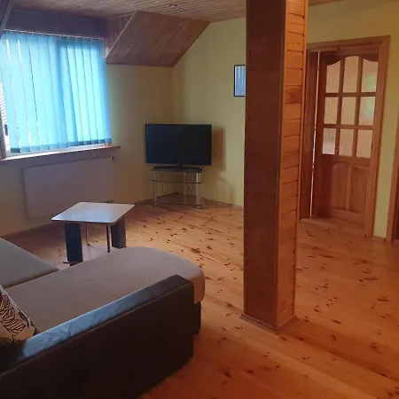 Cozy Two Bedroom Apartment Palanga