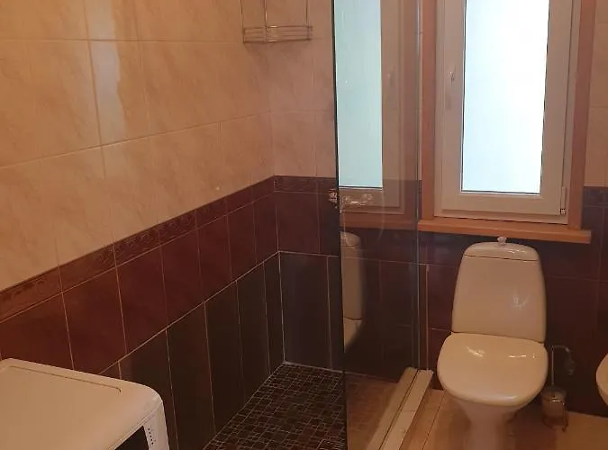 Apartment Cozy Two Bedroom *